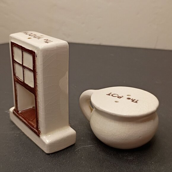 VTG Arizona Ceramic "The Window The Pot" Salt Pepper Shakers Unique Collectable - Picture 10 of 16